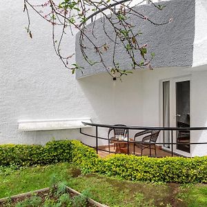 Garden View Premier Room Balcony